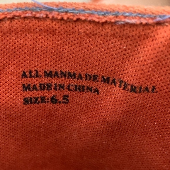 RESTRICTED Embroidered Block Heel Mules - Picture 5 of 8